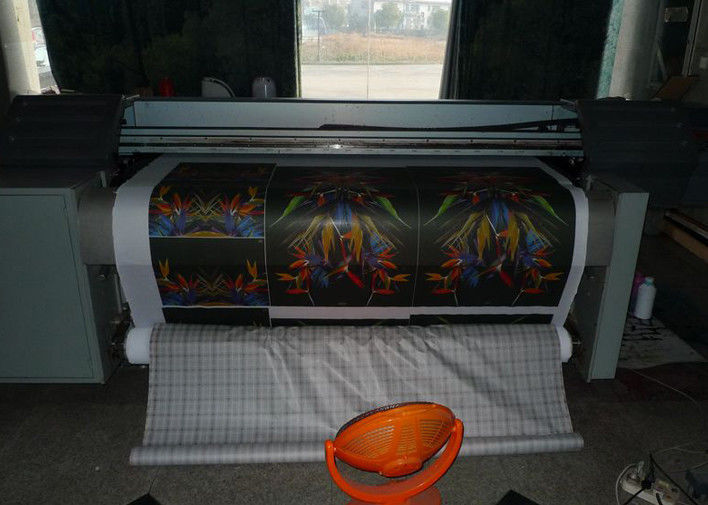 Equipamento de impressão com largura de impressão de 1800mm, tanque da impressora de correia de matéria têxtil de Digitas da tinta 220CC